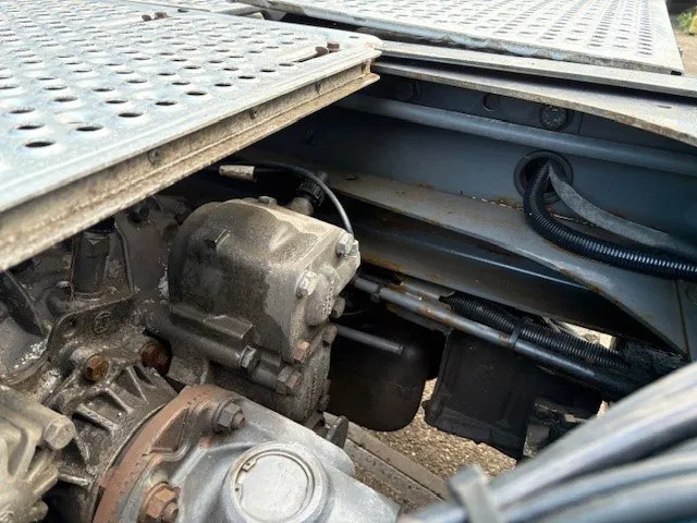 DAF XF 105.460 SPACECAB (EURO 5 / ZF16 MANUAL GEARBOX / P.T.O. / AIRCONDITIONING / FRIDGE UNDER BED / ETC.) 7