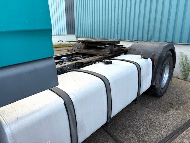 DAF XF 105.460 SPACECAB (EURO 5 / ZF16 MANUAL GEARBOX / P.T.O. / AIRCONDITIONING / FRIDGE UNDER BED / ETC.) 8