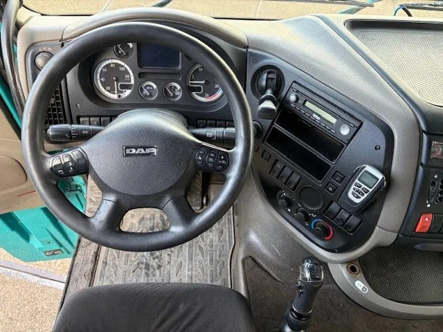 DAF XF 105.460 SPACECAB (EURO 5 / ZF16 MANUAL GEARBOX / P.T.O. / AIRCONDITIONING / FRIDGE UNDER BED / ETC.) 9