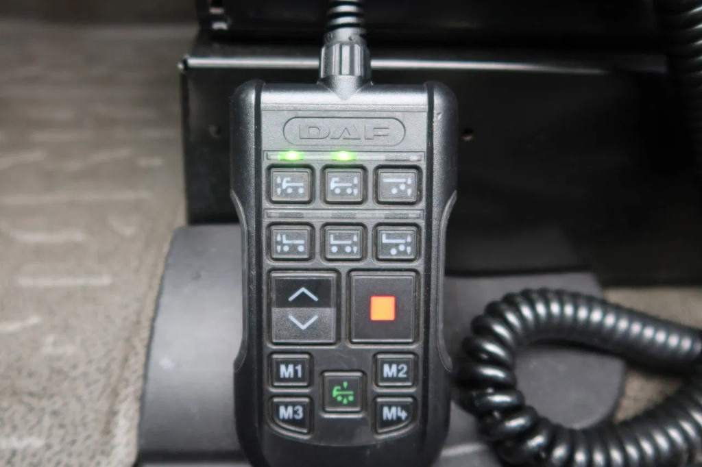 DAF XF 430 430 FA 4x2 BDF/Chassiscabine Wisselbare opbouw 11