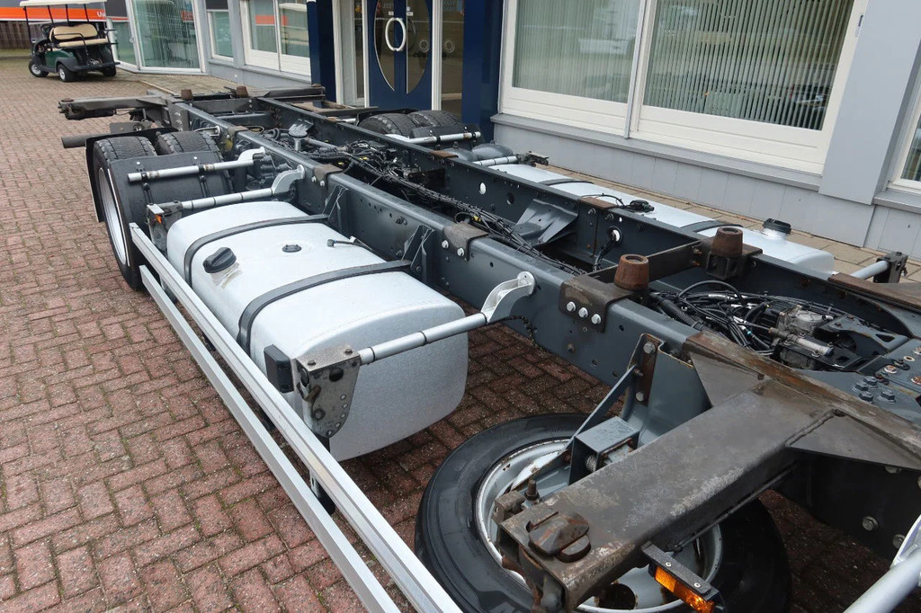 DAF XF 430 430 FA 4x2 BDF/Chassiscabine Wisselbare opbouw 4