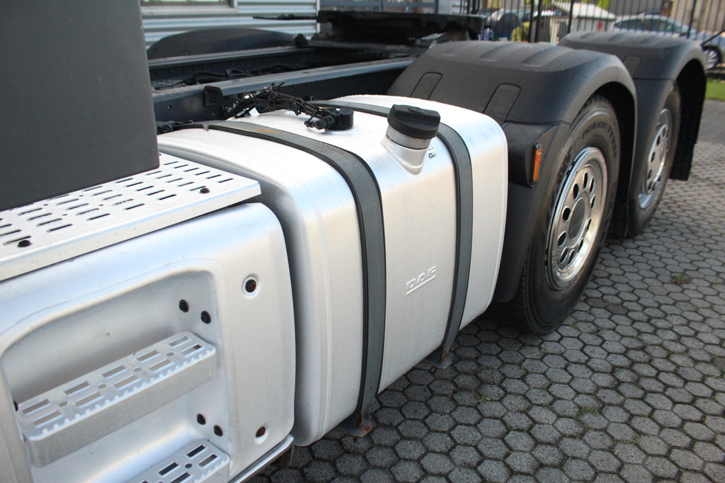 DAF XF 530 FTR 6x2 Euro6 530pk | Automaat | Dakspoiler | Dakraam | Liftas | Lease 1022,- p/m 12