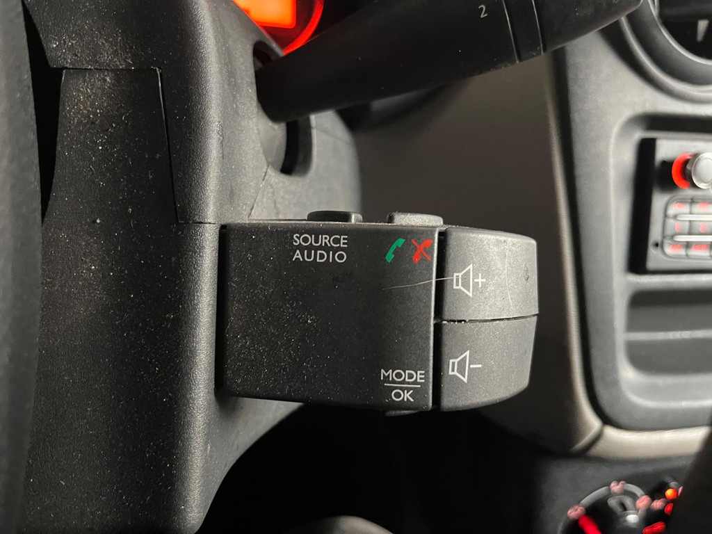 Dacia Dokker 1.5 dCi 90pk Ambiance, Airco, Schuifdeur, Trekhaak, Grijs Metallic 16