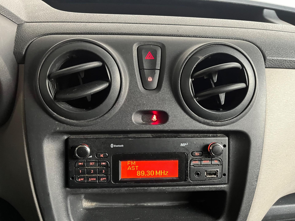 Dacia Dokker 1.5 dCi 90pk Ambiance, Airco, Schuifdeur, Trekhaak, Grijs Metallic 18