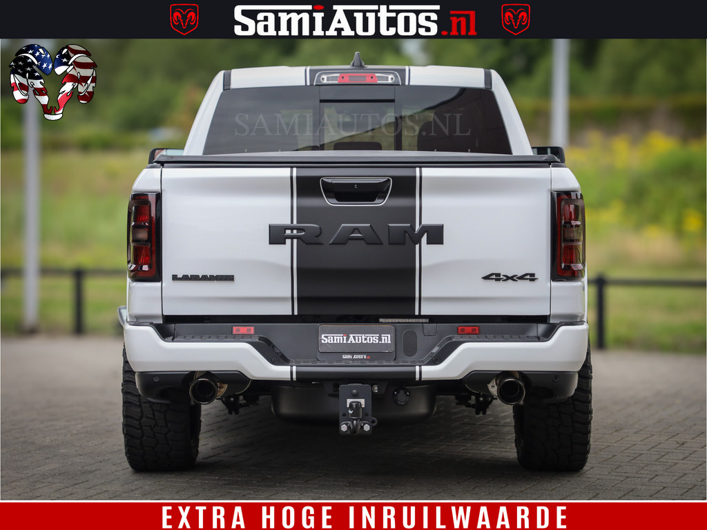 Dodge RAM 1500 Laramie Night | 420Pk 636 Nn | Extra Groot Scherm + Passagiers Scherm | Comfortabele Dubbele Cabine met Royale 5 Zitplaatsen | Nu Leverbaar uit Voorraad | Voorraad Nr 2223 - 5047 13