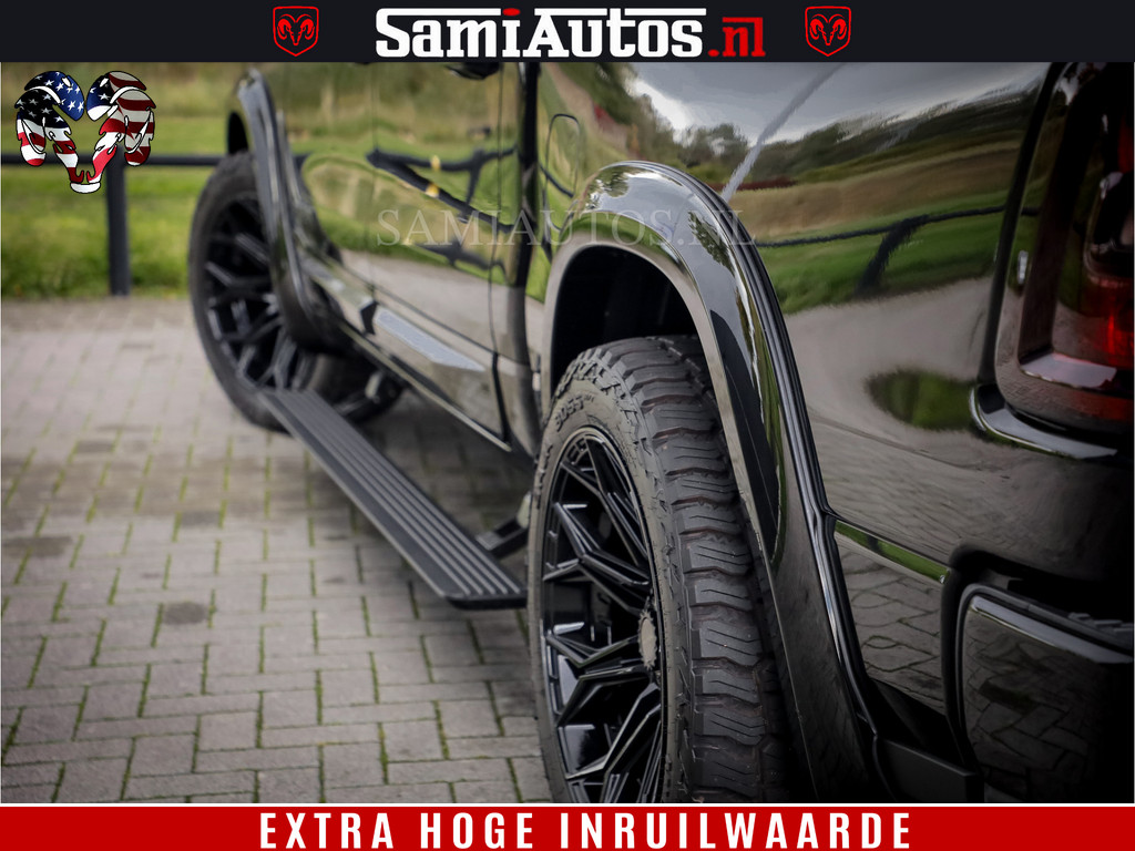 Dodge RAM 1500 Night Premium | Full Option | De Meest Luxe Pick-Up in zijn Klasse | Comfortabele Dubbele Cabine met Royale 5 Zitplaatsen | BPM vrij | Nu Leverbaar uit Voorraad | Voorraad Nr 2200 - 0886 12