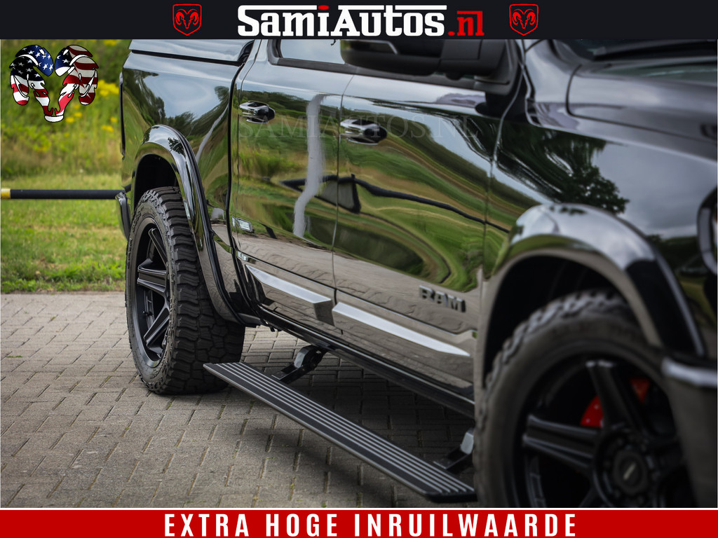 Dodge RAM 1500 Night Premium | Full Option | De Meest Luxe Pick-Up in zijn Klasse | Comfortabele Dubbele Cabine met Royale 5 Zitplaatsen | BPM vrij | Nu Leverbaar uit Voorraad | Voorraad Nr 2287 - 3384 13