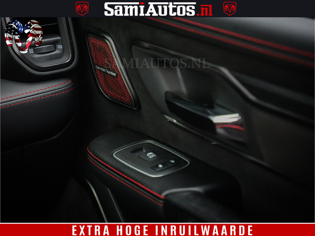 Dodge RAM 1500 TRX 702 PK 6.2 V8 | RED LINE | HELLCAT | RODE STIKSELS | BOM VOL | 4x4 Crew Cab | DUBBELE CABINE DC | 5 PERSOONS | DIAMOND BLACK PEARL | EERSTE EIGENAAR | TOP STAAT | 15