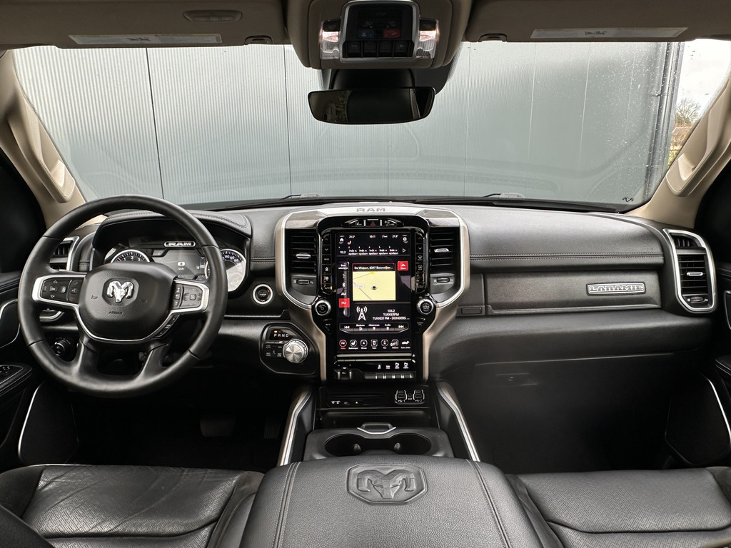 Dodge RAM 1500 5.7 V8 LARAMIE / LPG / TREKHAAK 3.5T / ADAPTIVE CRUISE / LUCHTVERING / CAMERA / PANO / 12 INCH SCREEN / DELMONICO RED 6