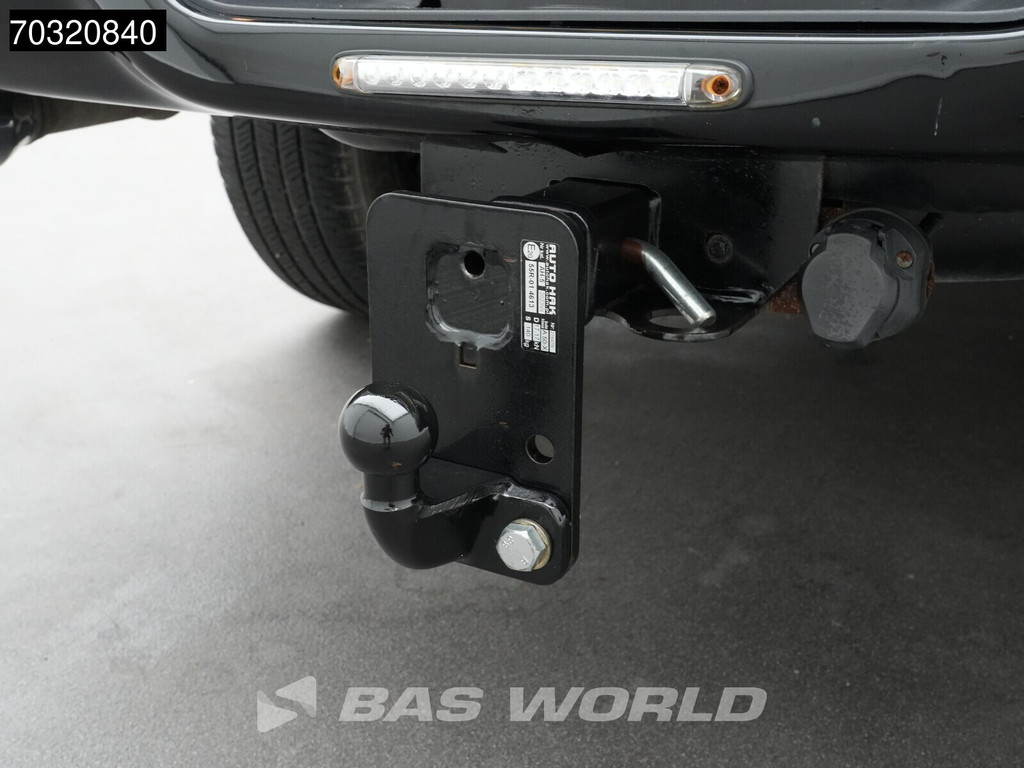 Dodge RAM 1500 5.7 V8 LPG Black Edition Navi Camera Xenon Trekhaak Bedcover Airco Trekhaak Cruise control 12