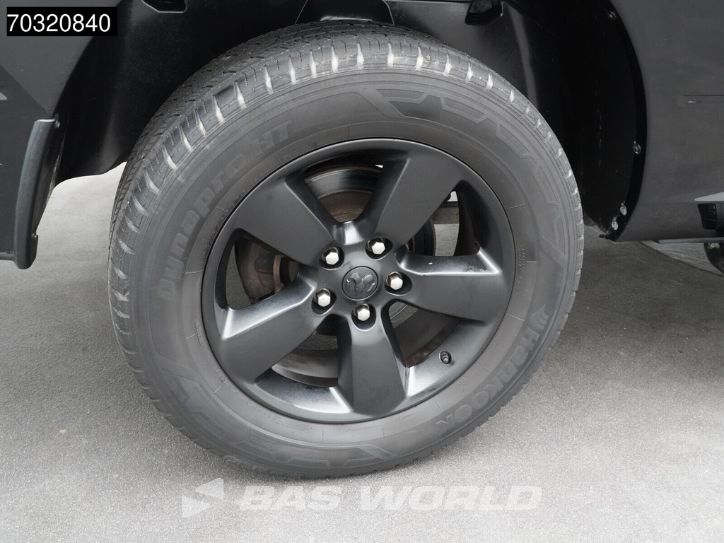 Dodge RAM 1500 5.7 V8 LPG Black Edition Navi Camera Xenon Trekhaak Bedcover Airco Trekhaak Cruise control 15