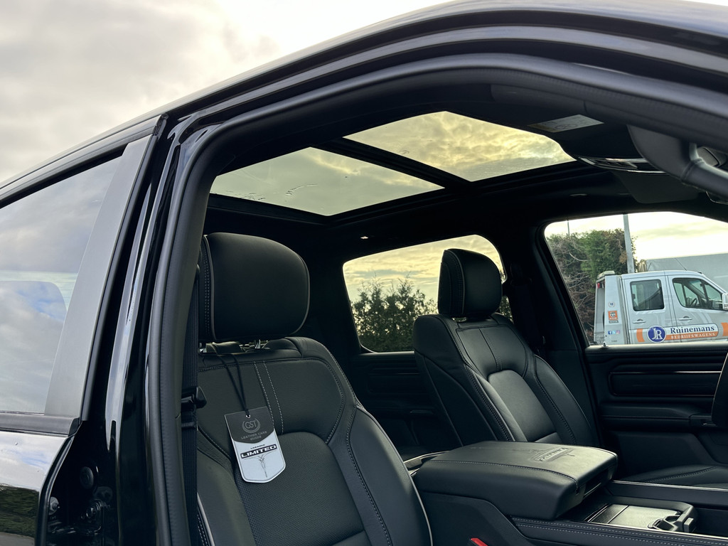 Dodge Ram 1500 5.7 V8 HEMI 400 PK / LIMITED NIGHT / HEADUP / RIJKLAAR INCL LPG-G3 / 360 CAMERA / LUCHTVERING / ADAPTIVE CRUISE / 22 INCH / 12