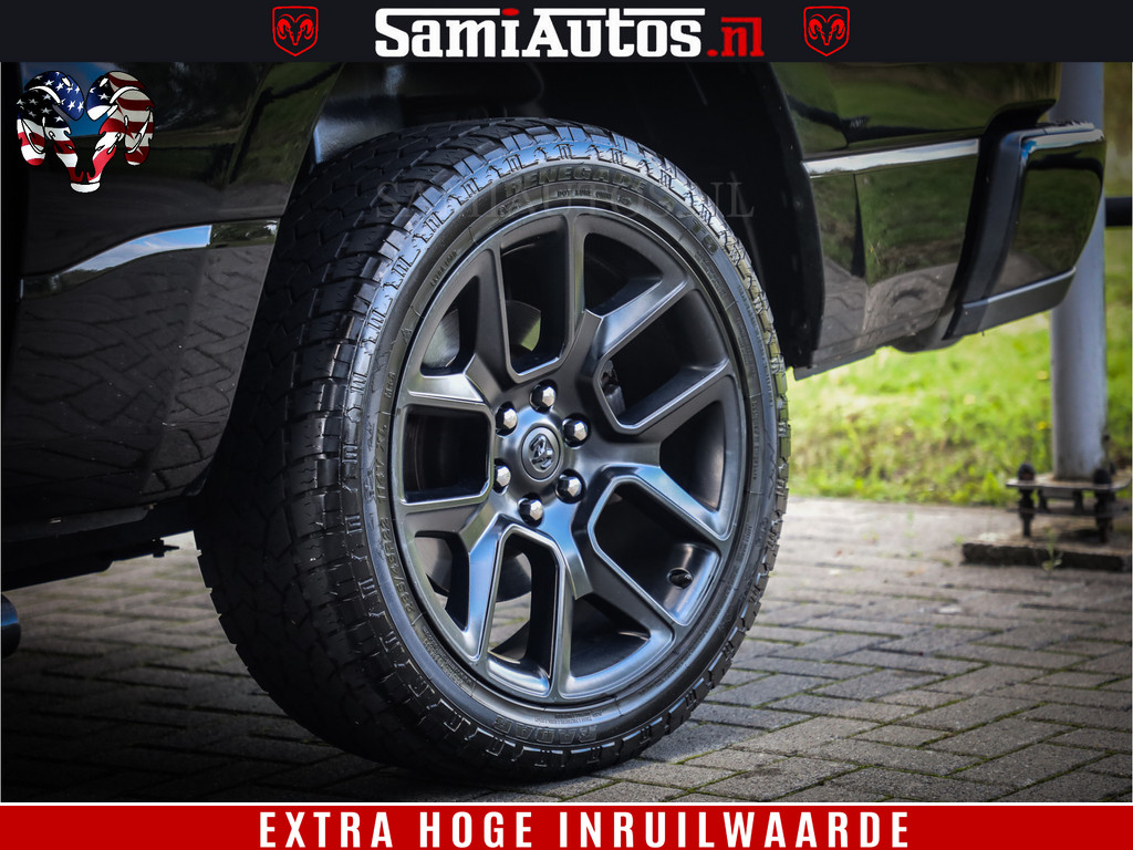 Dodge Ram 1500 Black Ops | Hemi 5.7 V8 4x4 | Panorama Dak | Night Edition | Alarm | Comfortabele Dubbele Cabine DC met Royale 5 Zitplaatsen | Alcantara / Leder | Alpine | 13
