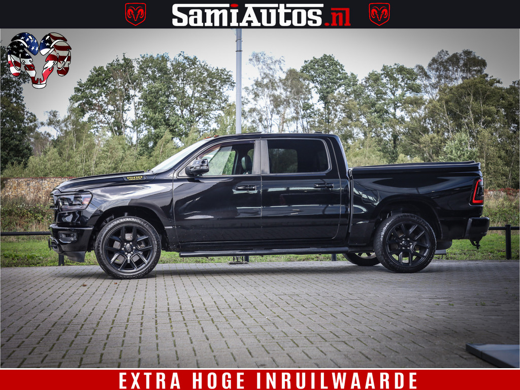 Dodge Ram 1500 Black Ops | Hemi 5.7 V8 4x4 | Panorama Dak | Night Edition | Alarm | Comfortabele Dubbele Cabine DC met Royale 5 Zitplaatsen | Alcantara / Leder | Alpine | 18