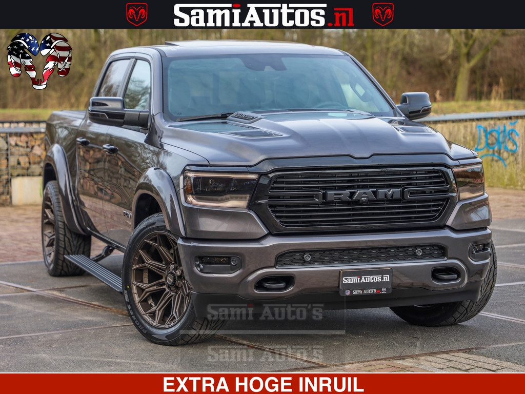 Dodge Ram 1500 Laramie Sport 5.7 V8 HEMI 402PK 4x4 | Panorama dak | 12 Scherm |Granite Crystal Metallic | Crew Cab | 5 Persoons | Dubbele Cabine | DC | VOORRAAD NR 2522 - 41248 | 10