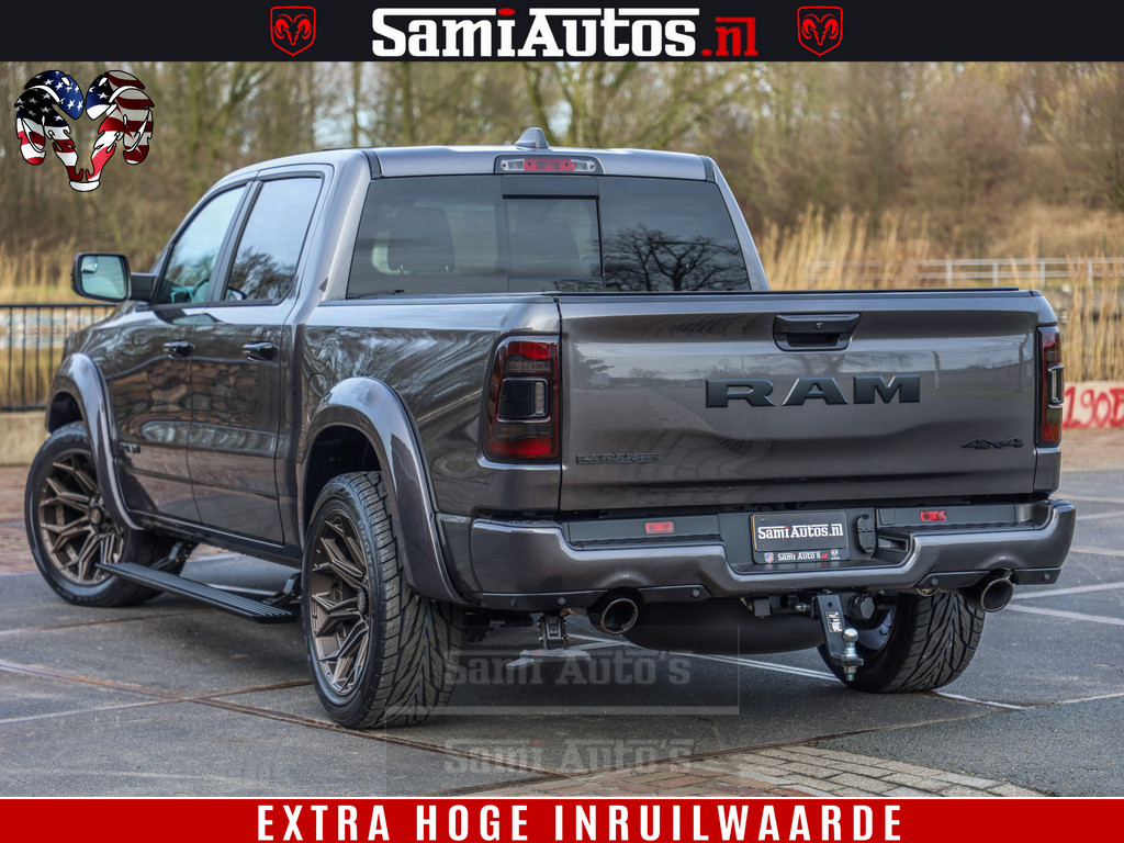Dodge Ram 1500 Laramie Sport 5.7 V8 HEMI 402PK 4x4 | Panorama dak | 12 Scherm |Granite Crystal Metallic | Crew Cab | 5 Persoons | Dubbele Cabine | DC | VOORRAAD NR 2522 - 41248 | 17