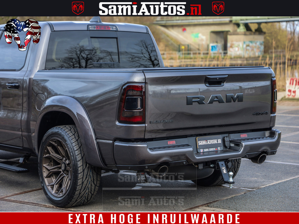 Dodge Ram 1500 Laramie Sport 5.7 V8 HEMI 402PK 4x4 | Panorama dak | 12 Scherm |Granite Crystal Metallic | Crew Cab | 5 Persoons | Dubbele Cabine | DC | VOORRAAD NR 2522 - 41248 | 8