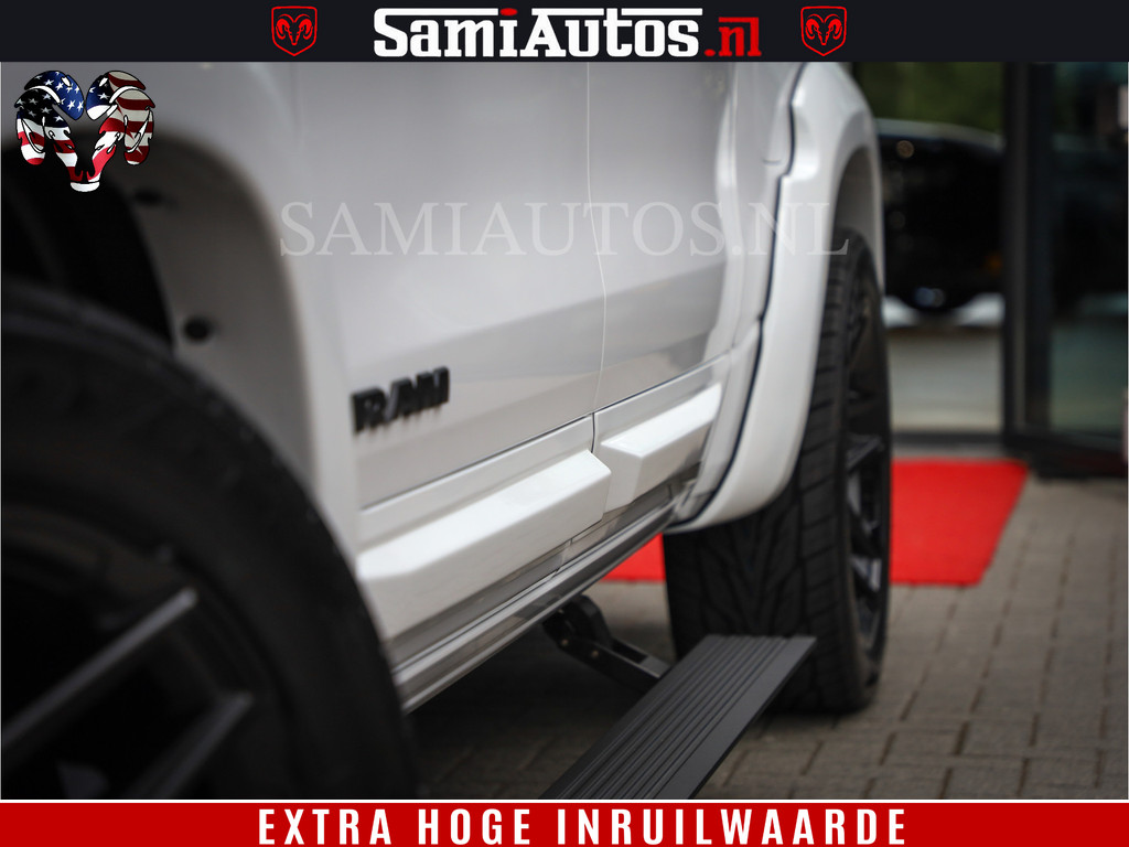 Dodge Ram 1500 Laramie Sport | V8 5,7 402 HP | Krachtige Hemi | Panorama Dak | 12 Scherm | Comfortabele Dubbele Cabine met Royale 5 Zitplaatsen | BPM vrij | Nu Leverbaar uit Voorraad | Voorraad Nr 2526-41272 13