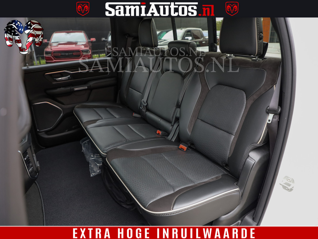 Dodge Ram 1500 Laramie Sport | V8 5,7 402 HP | Krachtige Hemi | Panorama Dak | 12 Scherm | Comfortabele Dubbele Cabine met Royale 5 Zitplaatsen | BPM vrij | Nu Leverbaar uit Voorraad | Voorraad Nr 2526-41272 18
