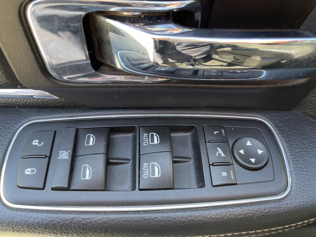 Dodge Ram 1500 V8 HEMI 402PK 4X4 LARAMIE LPG-G3 200Liter!! Bed Cover,Luchtvering,Leer,20