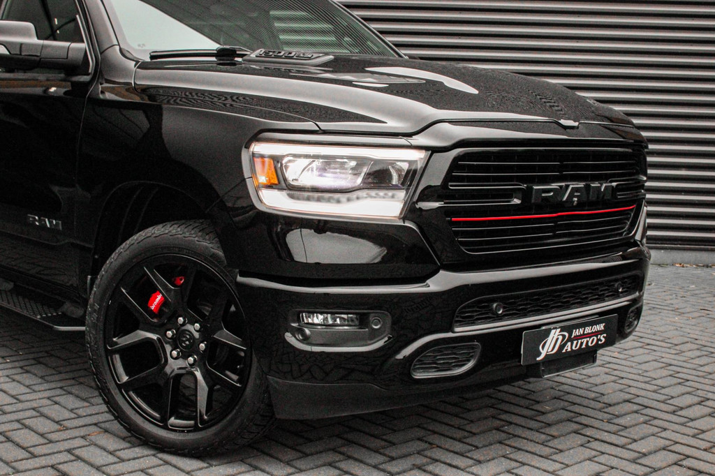 Dodge Ram 5.7 V8 HEMI 1500 BLACK EDITION / 100DKM / DIRECT RIJDEN / APPLE CARPLAY / 22 INCH / FULL BLACK / RED-LINE / SPORT / PANO 10