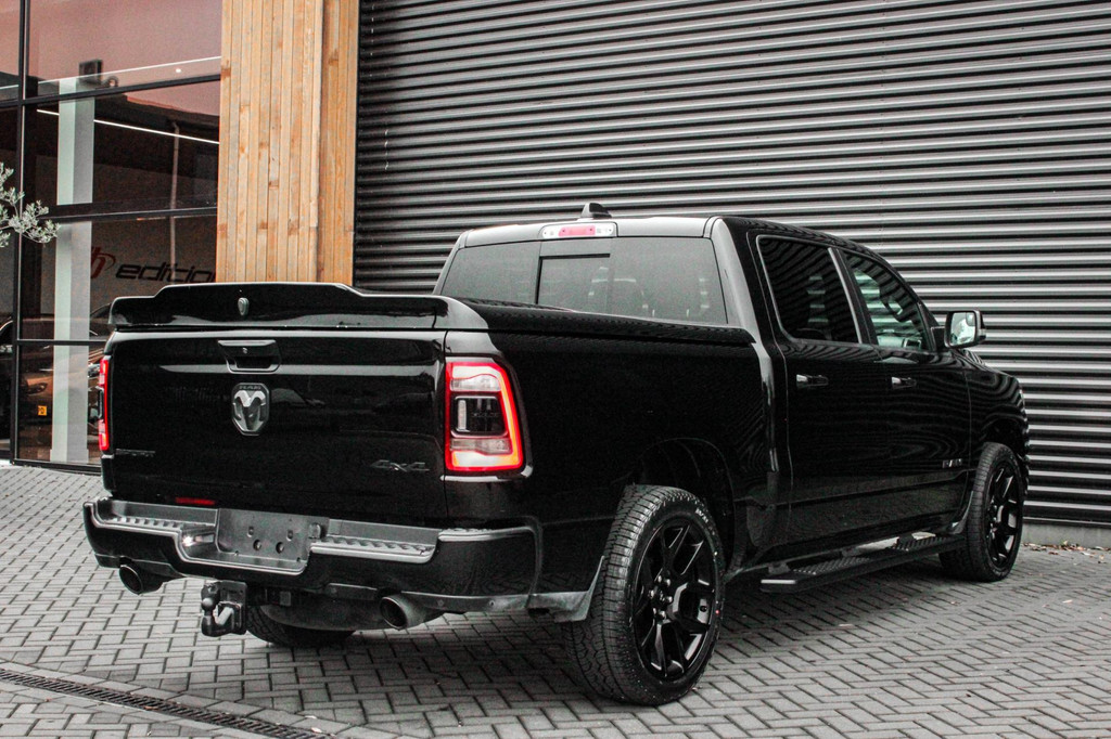 Dodge Ram 5.7 V8 HEMI 1500 BLACK EDITION / 100DKM / DIRECT RIJDEN / APPLE CARPLAY / 22 INCH / FULL BLACK / RED-LINE / SPORT / PANO 11