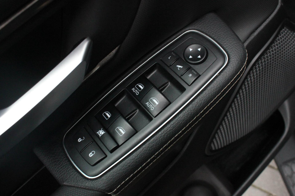 Dodge Ram 5.7 V8 HEMI 1500 BLACK EDITION / 100DKM / DIRECT RIJDEN / APPLE CARPLAY / 22 INCH / FULL BLACK / RED-LINE / SPORT / PANO 14