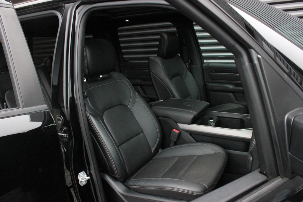 Dodge Ram 5.7 V8 HEMI 1500 BLACK EDITION / 100DKM / DIRECT RIJDEN / APPLE CARPLAY / 22 INCH / FULL BLACK / RED-LINE / SPORT / PANO 17