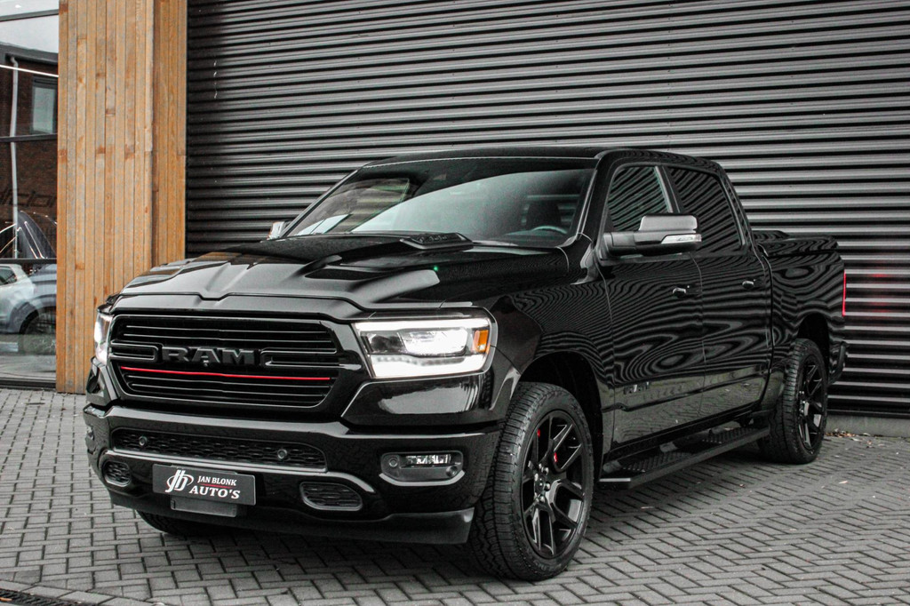 Dodge Ram 5.7 V8 HEMI 1500 BLACK EDITION / 100DKM / DIRECT RIJDEN / APPLE CARPLAY / 22 INCH / FULL BLACK / RED-LINE / SPORT / PANO 9