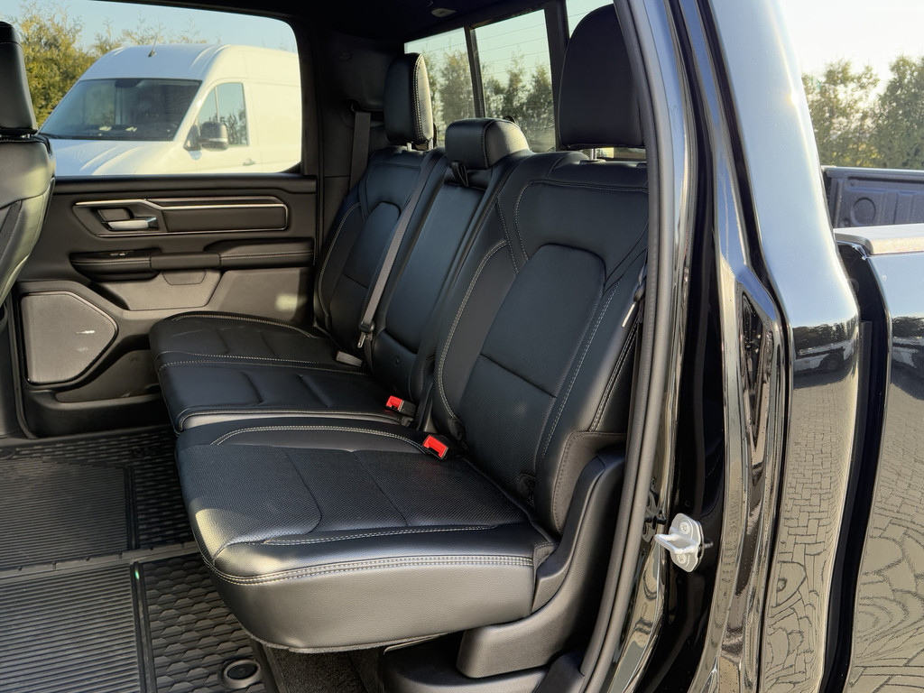 Dodge Ram 1500 3.0 420 PK REBEL PREMIUM / LUCHTVERING / 2025 MODEL / INCL PRINS LPG! / PANO / 360 CAMERA / TREKHAAK / 3500 KG AHG / NIGHT EDITION 7