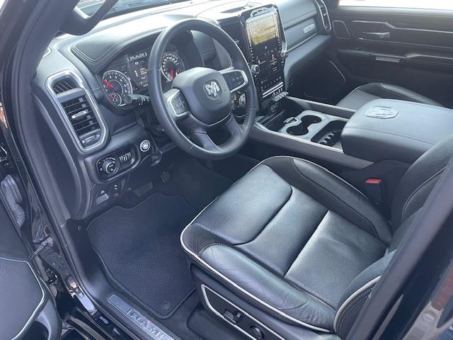 Dodge Ram 1500 5.7 V8 4x4 Crew Cab Laramie Night eerste eigenaar Fuel velgen 18