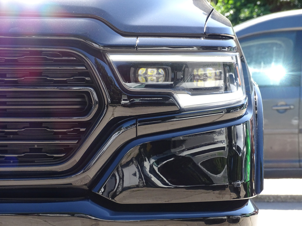 Dodge Ram 1500 5.7 V8 4x4 Crew Cab Limited 9