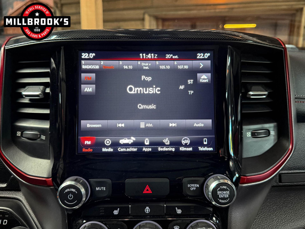 Dodge Ram 1500 5.7 V8 4x4 Crew Cab Rebel 17