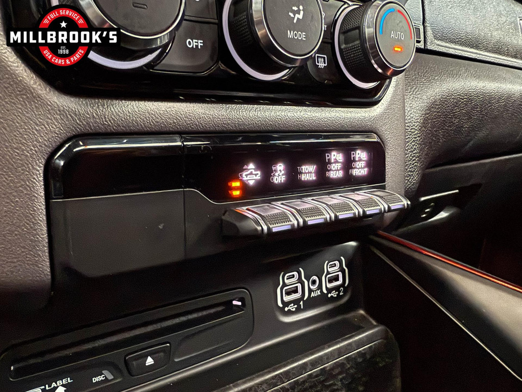 Dodge Ram 1500 5.7 V8 4x4 Crew Cab Rebel 18