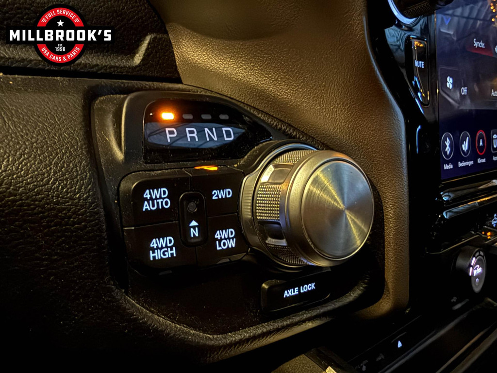Dodge Ram 1500 5.7 V8 Laramie, LPG, 1e eigenaar, XD Velgen, Panoramadak 17
