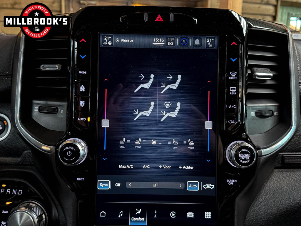 Dodge Ram 1500 5.7 V8 Laramie Night, 1e eigenaar, Widebody, 22´´ XD Velgen 17