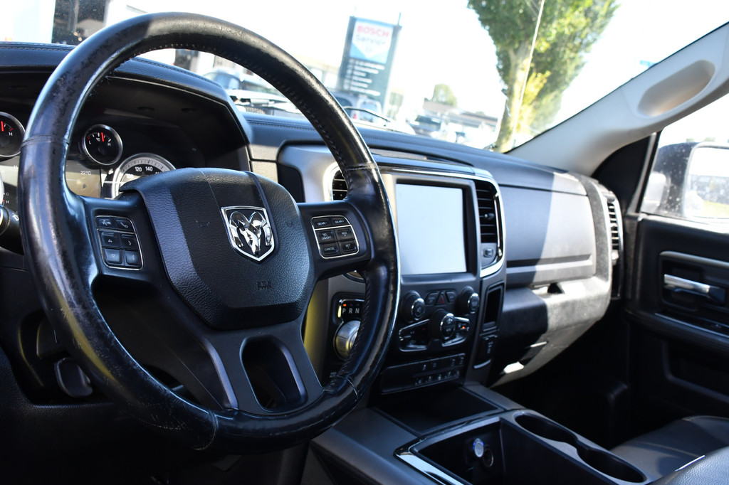 Dodge Ram 1500 5.7 V8 Quad Cab 64 Camera, Cruise, Stoelverwarming, Leder, LED, 402pk, Trekhaak, Prins Gas, Uniek! 12