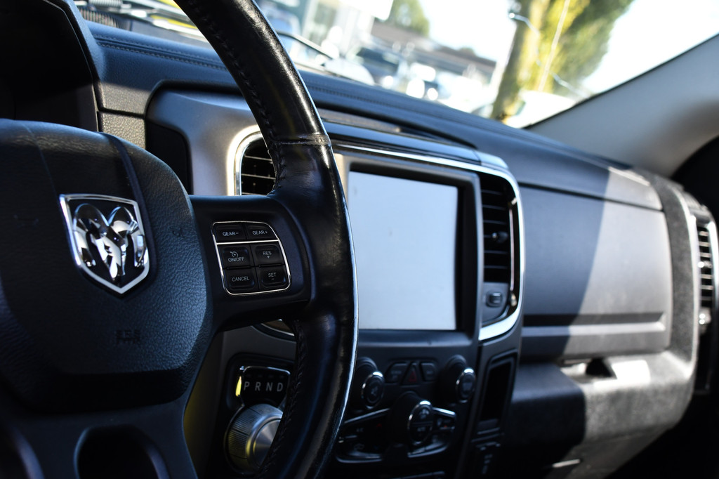 Dodge Ram 1500 5.7 V8 Quad Cab 64 Camera, Cruise, Stoelverwarming, Leder, LED, 402pk, Trekhaak, Prins Gas, Uniek! 13