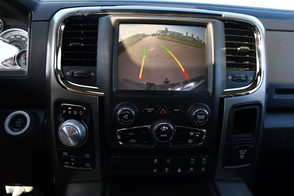 Dodge Ram 1500 5.7 V8 Quad Cab 64 Camera, Cruise, Stoelverwarming, Leder, LED, 402pk, Trekhaak, Prins Gas, Uniek! 21