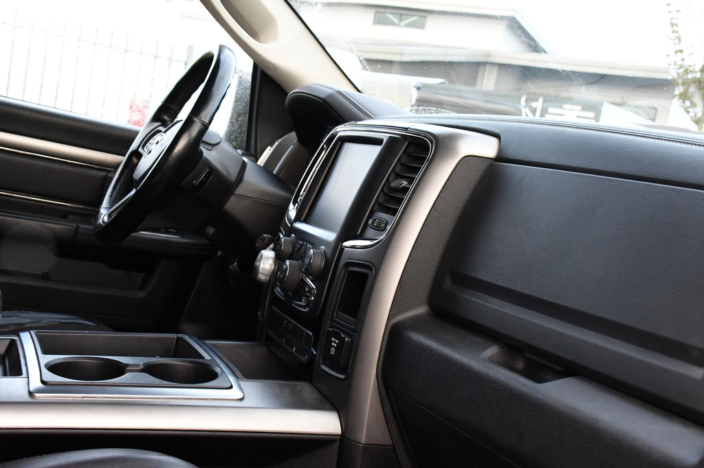 Dodge Ram 1500 5.7 V8 Quad Cab 64 Cruise, Camera, 402pk, Automaat, 3500kg, Trekhaak, Stoelverwarming, Leder, Multimedia, Sensoren, Uniek! 13