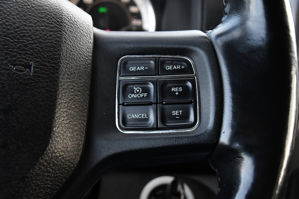 Dodge Ram 1500 5.7 V8 Quad Cab 64 Cruise, Camera, 402pk, Automaat, 3500kg, Trekhaak, Stoelverwarming, Leder, Multimedia, Sensoren, Uniek! 20