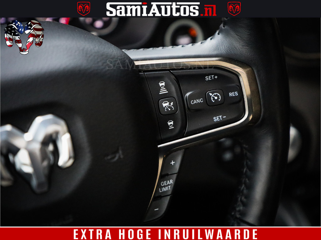 Dodge Ram 1500 Black Sport | Hemi 5.7 V8 | Luchtvering | 360 Camera | Panorama Dak | 4x4 Crew Cab | Dubbele cabine 5 persoons | Grijskenteken | 12