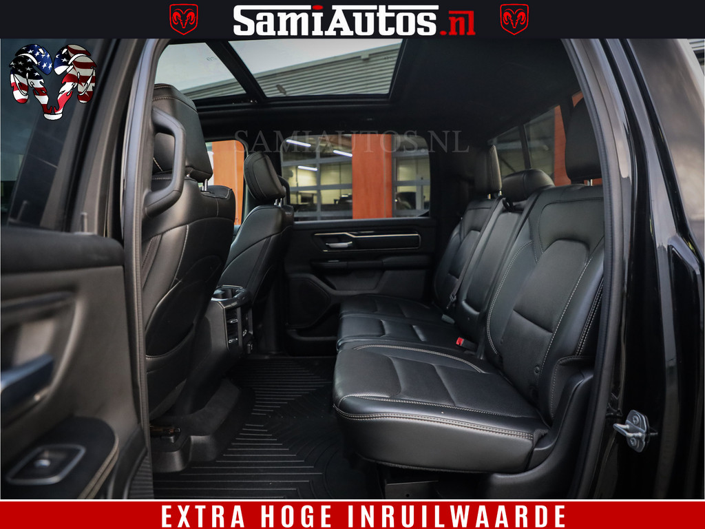 Dodge Ram 1500 Black Sport | Hemi 5.7 V8 | Luchtvering | 360 Camera | Panorama Dak | 4x4 Crew Cab | Dubbele cabine 5 persoons | Grijskenteken | 14