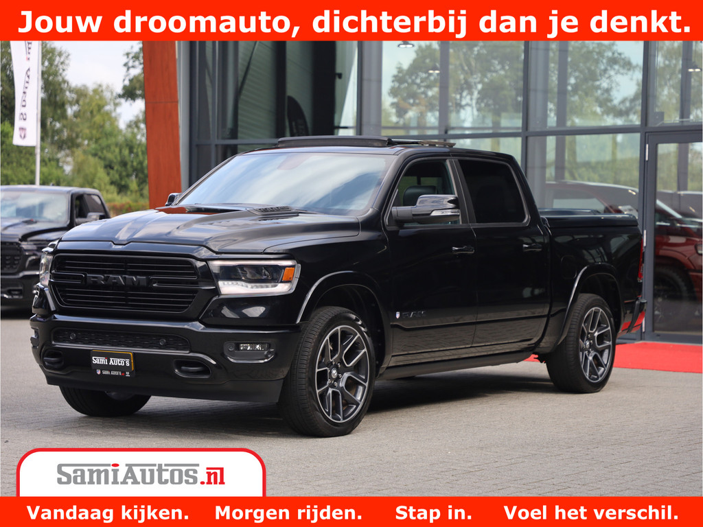 Dodge Ram 1500 LARAMIE | 5.7 V8 | 46.000KM! | PANORAMA | NIGHT EDITION | CRUISE | 200L LPG | HARMAN/KARDON | CAMERA | STOEL VENTILATIE/VERWAMING | CREWCAB | 4X4 | AUTO TREEPLANK | 3500KG | 14