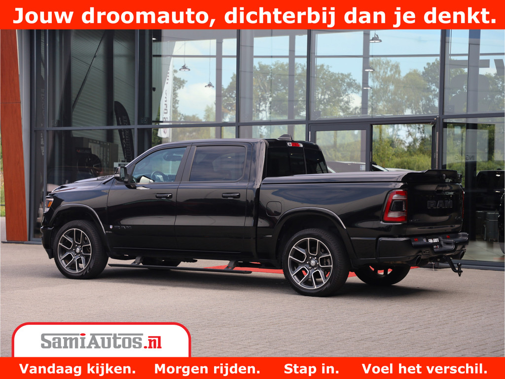 Dodge Ram 1500 LARAMIE | 5.7 V8 | 46.000KM! | PANORAMA | NIGHT EDITION | CRUISE | 200L LPG | HARMAN/KARDON | CAMERA | STOEL VENTILATIE/VERWAMING | CREWCAB | 4X4 | AUTO TREEPLANK | 3500KG | 19