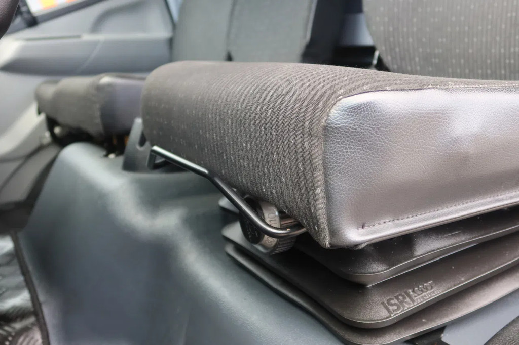 FUSO Canter Mistubishi Canter 7C18 9