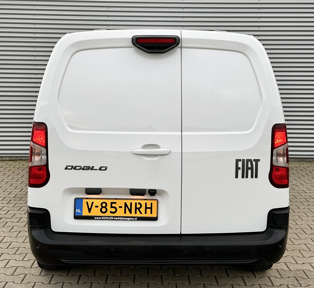 Fiat Doblò 1.5 Automaat 130 PK 3zits L2 Berlingo/Partner 17