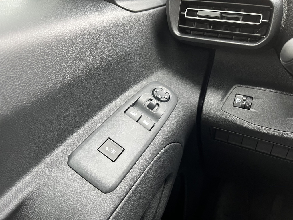 Fiat Doblò 1.5 BlueHDi 100 S&S L1 650kg | BPM Vrij! | Houten Afwerking | Led Koplampen | 12