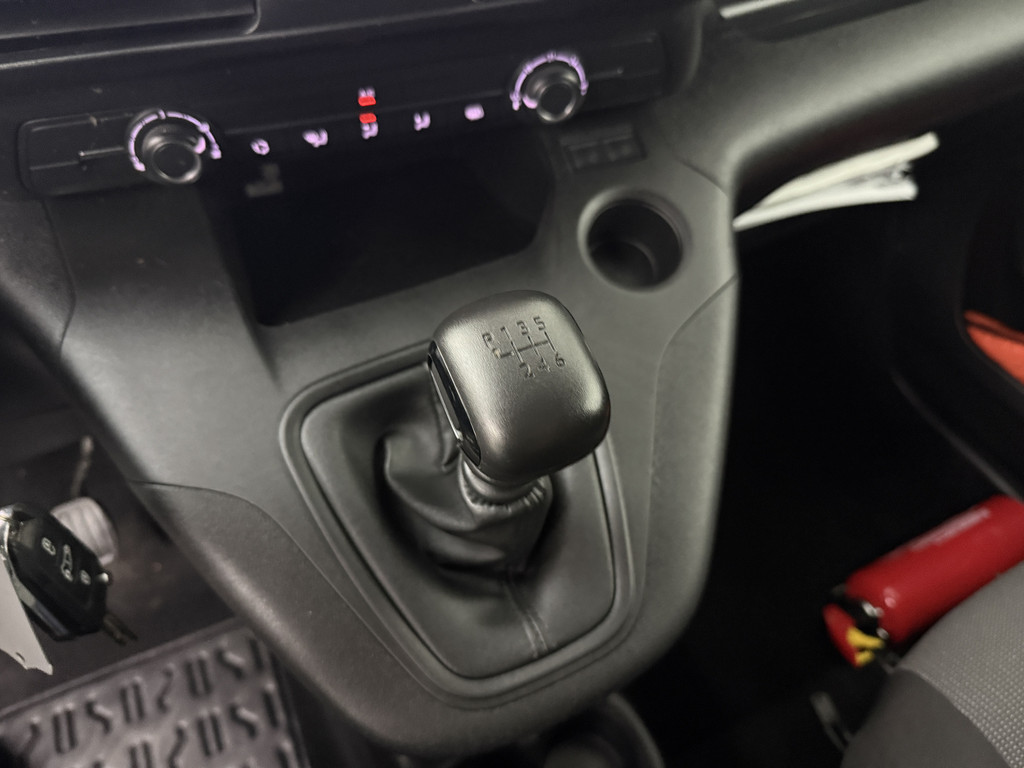 Fiat Doblò 1.5HDi | Navigatie | Multimedia | Airco | Cruise | Trekhaak 16