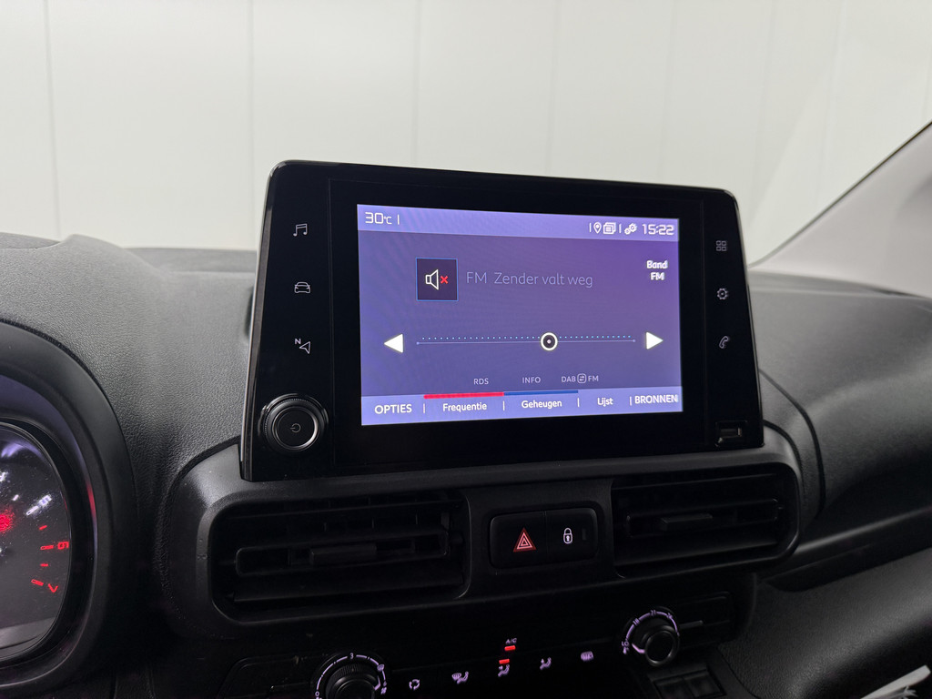 Fiat Doblò 1.5HDi | Navigatie | Multimedia | Airco | Cruise | Trekhaak 17